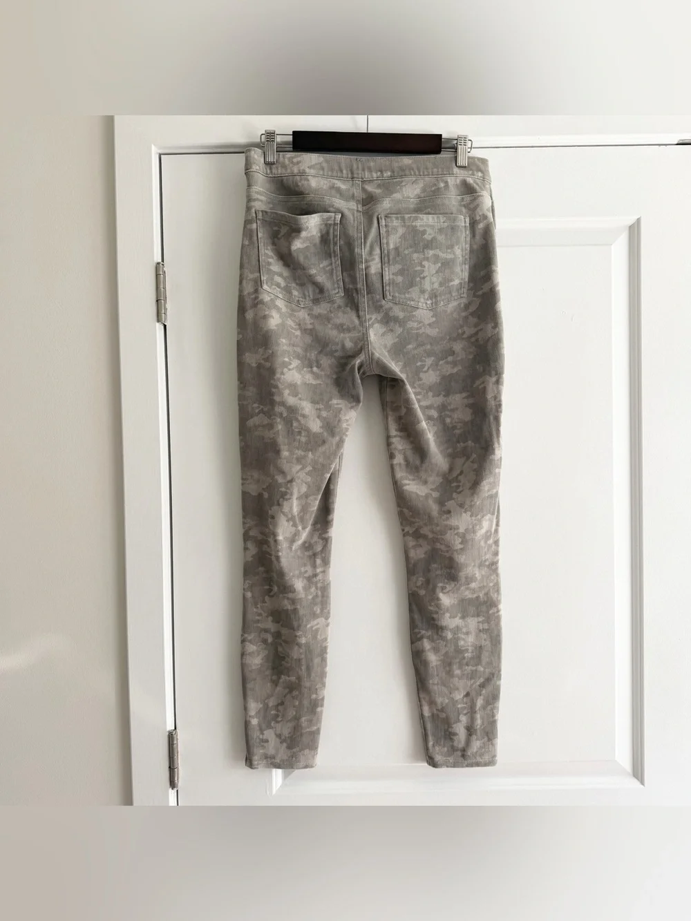 Spank Light Green & Grey Camouflage Jeggings